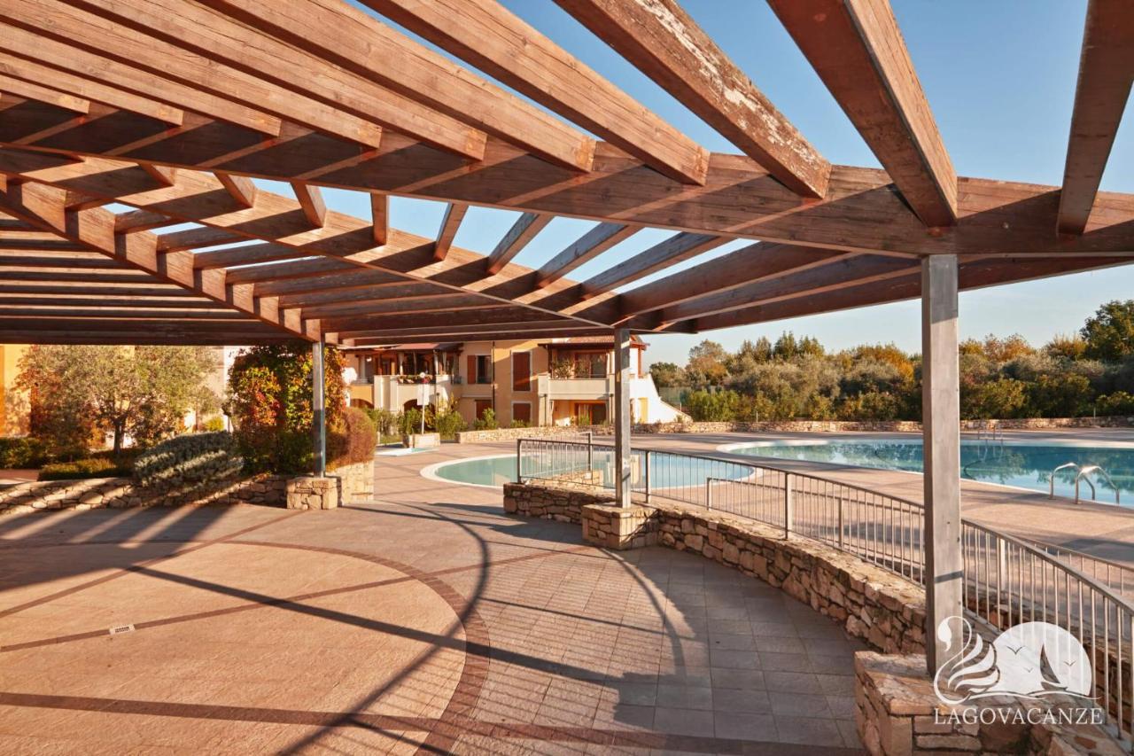 Appartamento Lago Blu มาแนร์บา เดล การ์ดา ภายนอก รูปภาพ