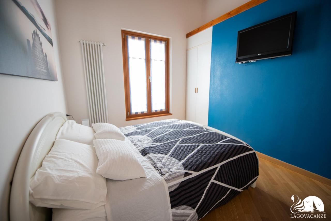 Appartamento Lago Blu มาแนร์บา เดล การ์ดา ภายนอก รูปภาพ